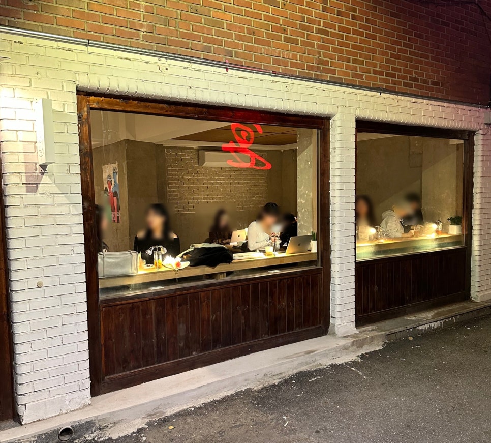 앤시넌(ENTSINNEN) 이미지