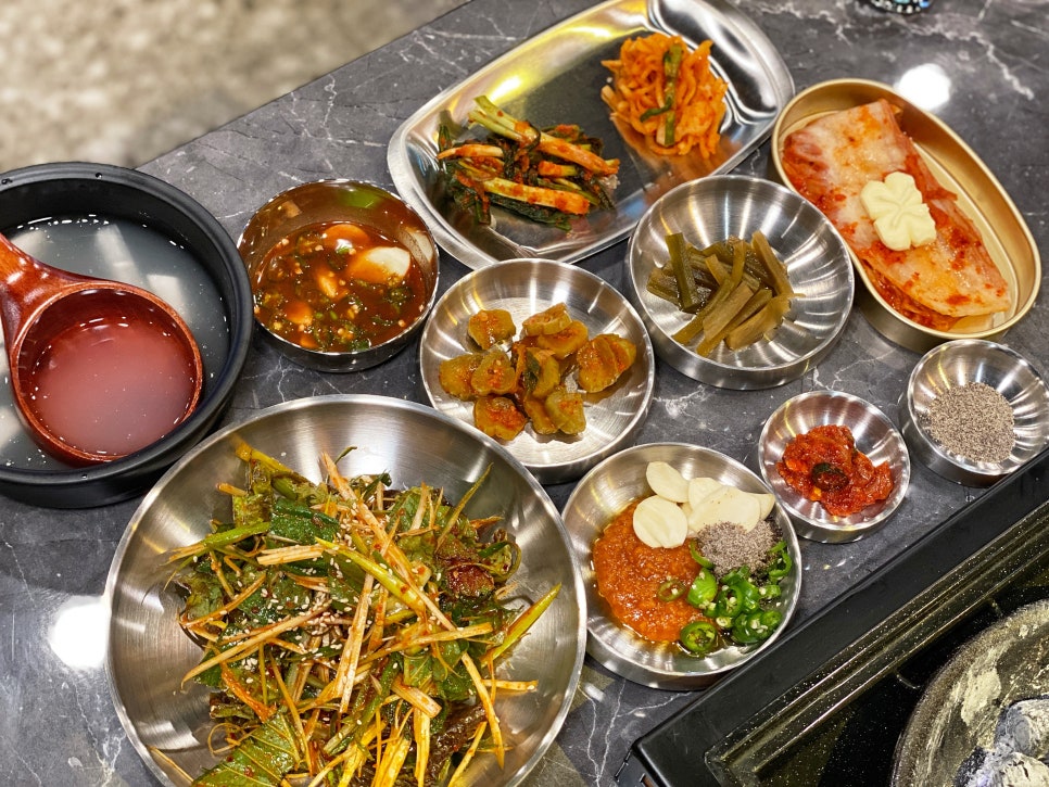 지리산흑돼지구이 이미지