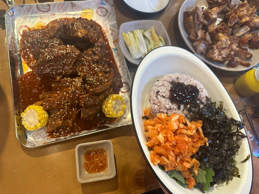 족발야시장 무청감자탕 선유도점 이미지