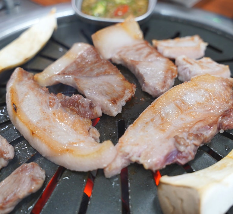 금호숯불뒷고기 이미지