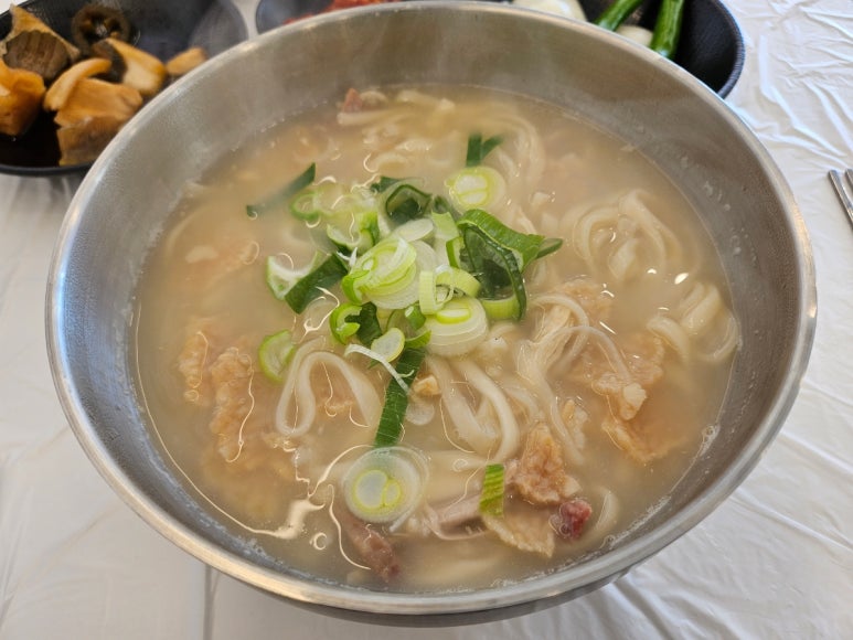 축령산 누룽지백숙 이미지