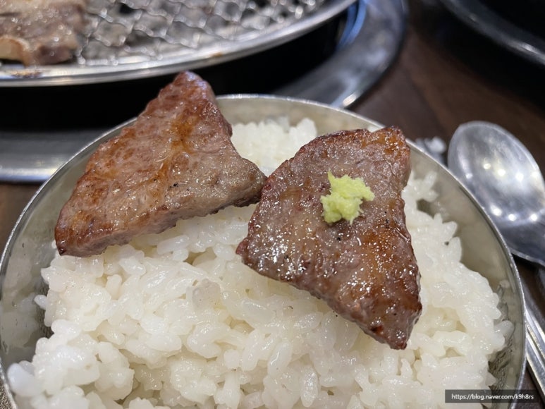 웃소한우 이미지