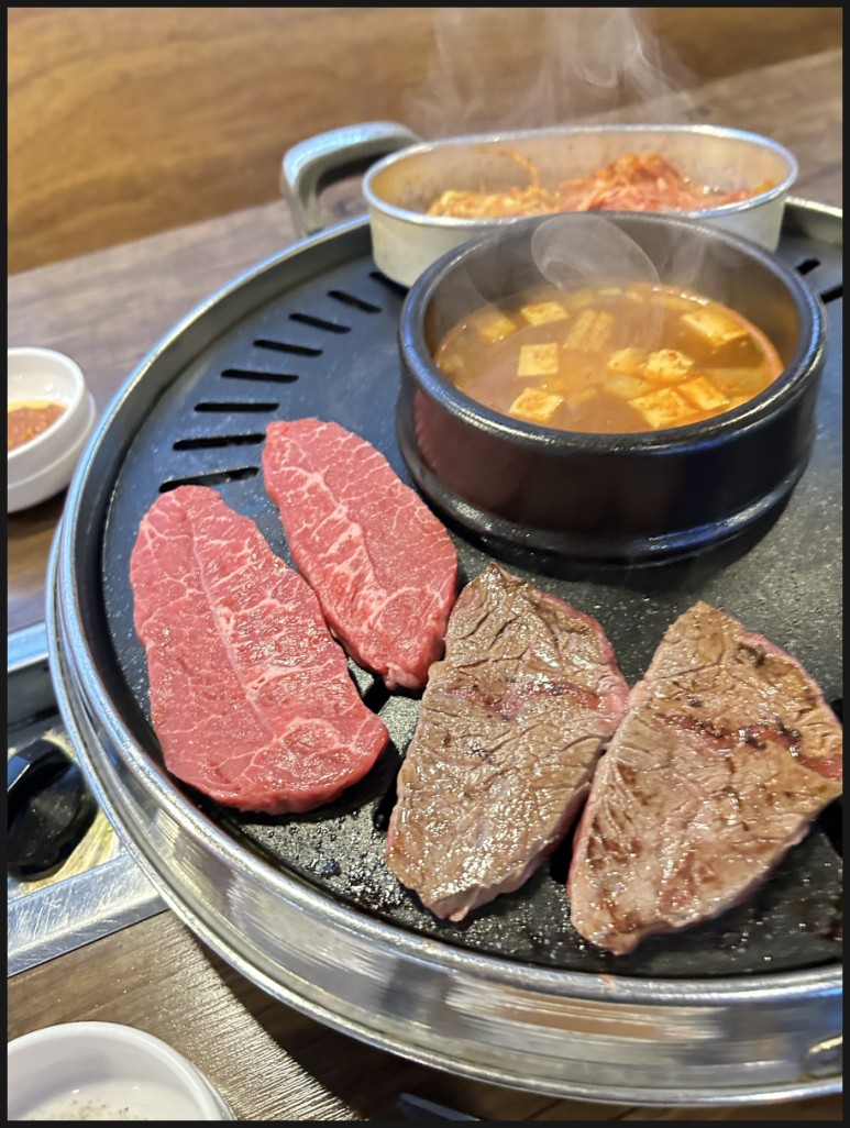 먹으면돼지 이미지