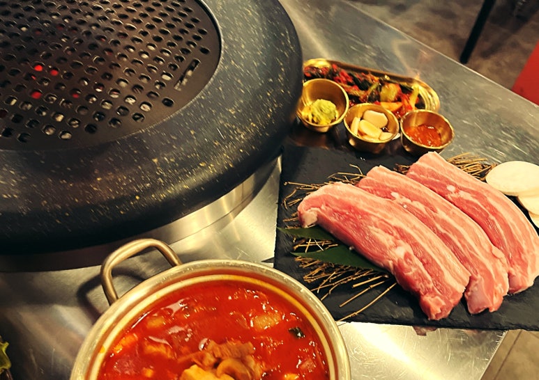 명품참숯화로구이 이미지