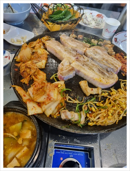 솥뚜껑삼겹살공원 이미지