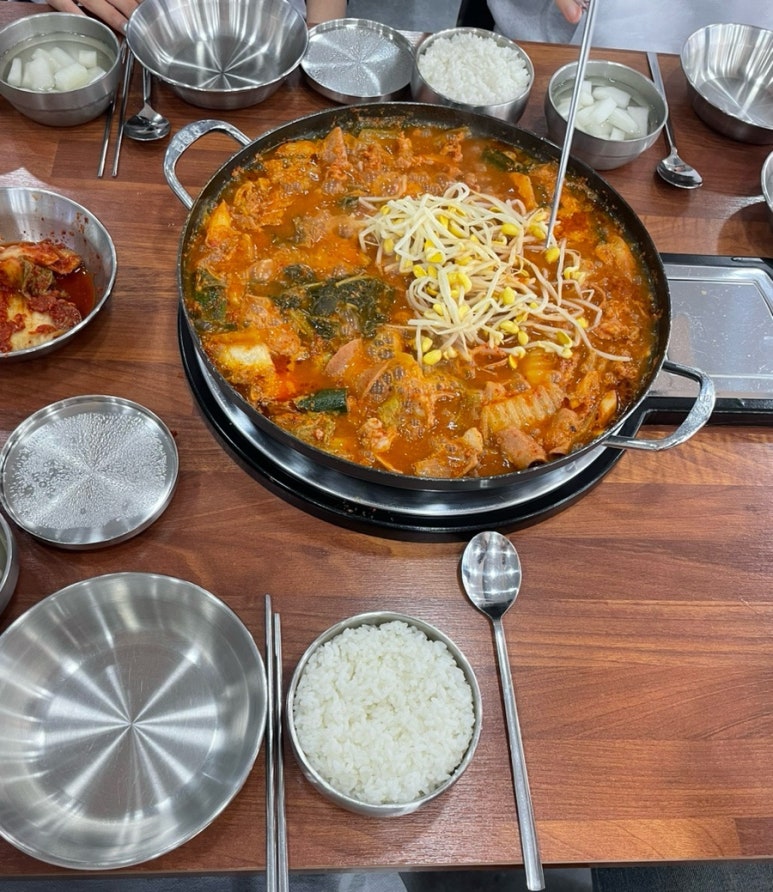 이식당선산김치곱창 이미지
