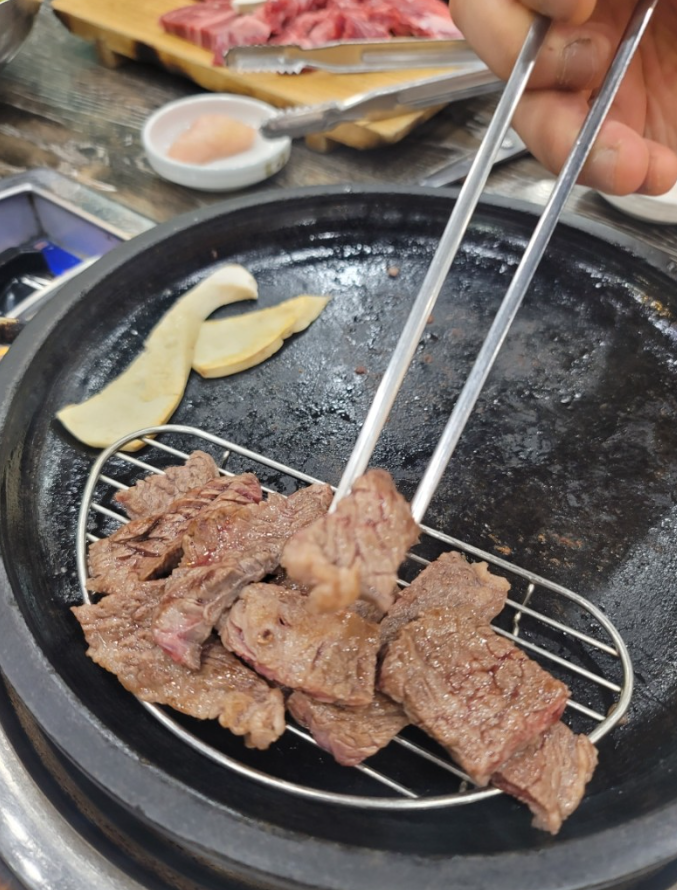 참고기 식육식당 이미지