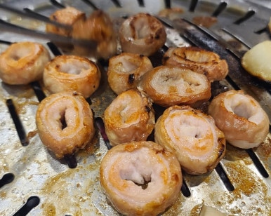 용식이삼겹 이미지
