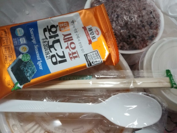 고기듬뿍 김치찌개&김치찜 이미지