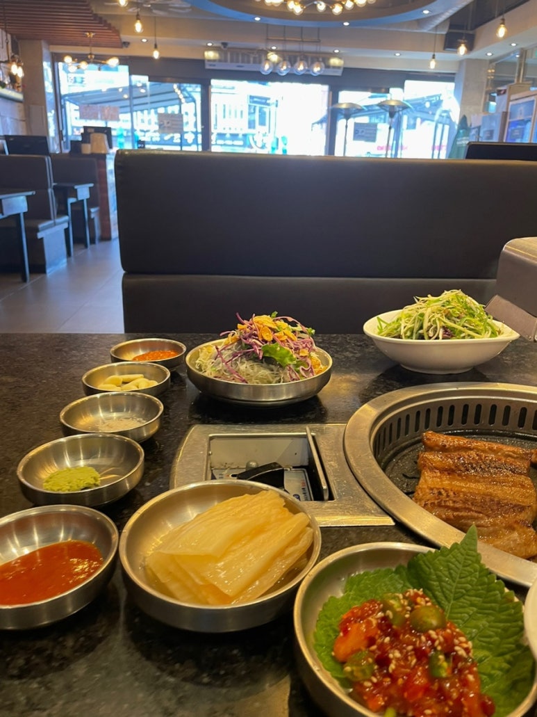 직접구워주는갈비 이미지