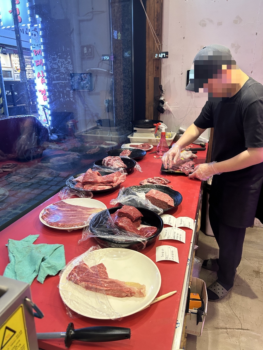 미우한우신관 이미지