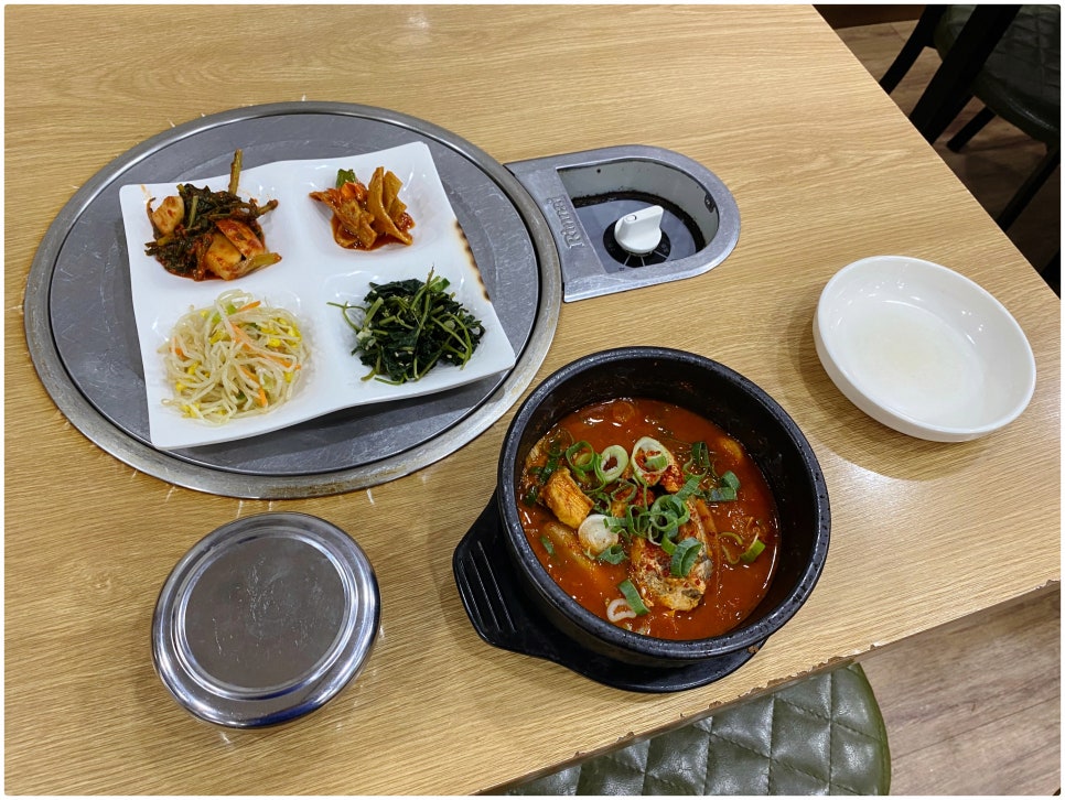 함지박식당 이미지