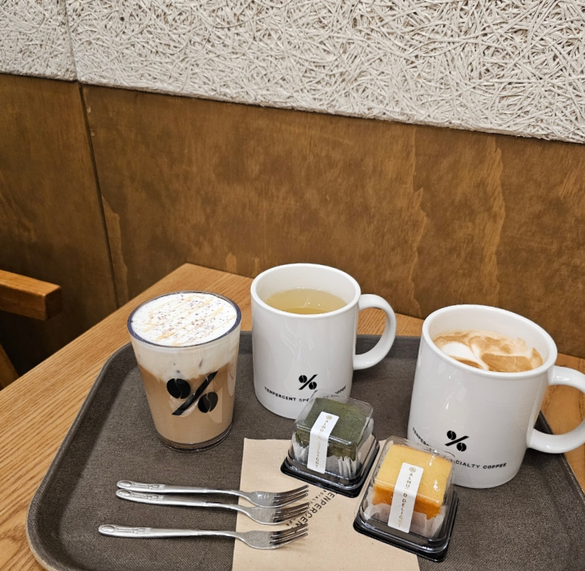 텐퍼센트커피 일산동구청점 이미지