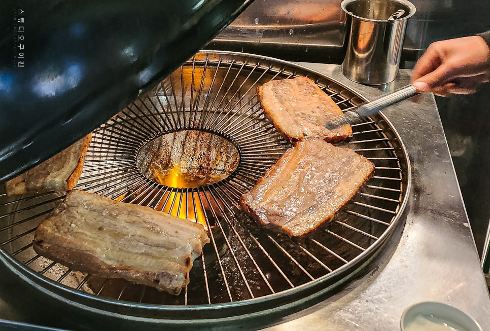 을지로 전기구이찹쌀통닭 이미지