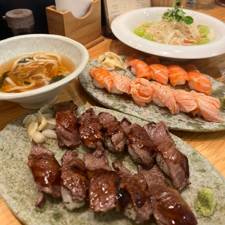 규초밥 이미지