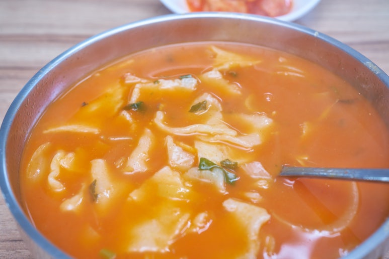 매운수제비 이미지