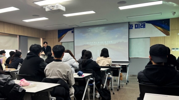 (주)토크서비스 이미지