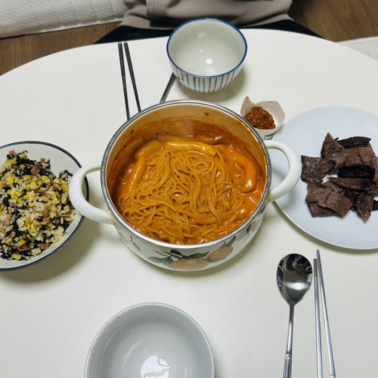 먹으러올래떡볶이 이미지