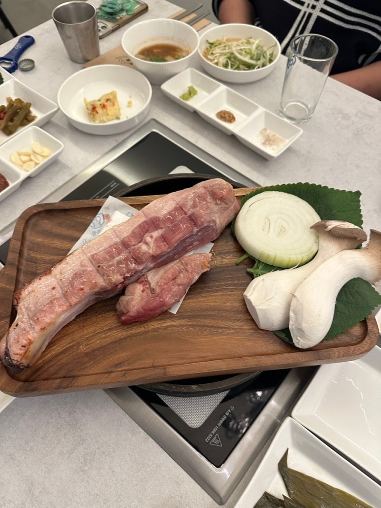 한우본가우담 이미지