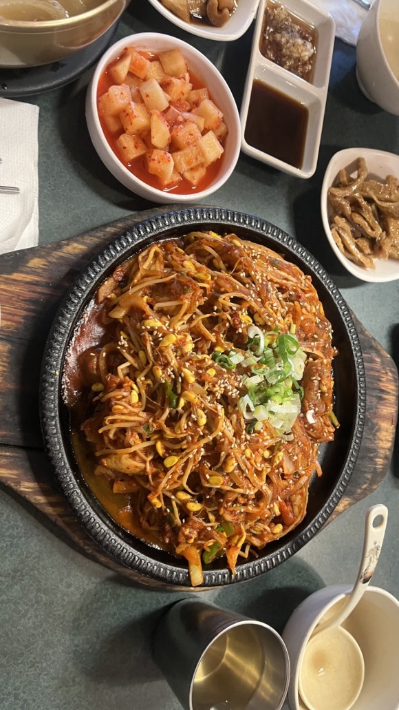 꼬투리걸 이미지
