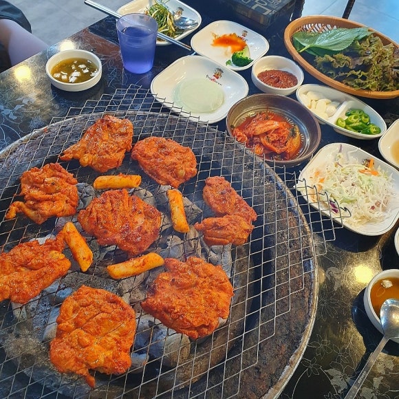 춘천닭갈비공장 이미지