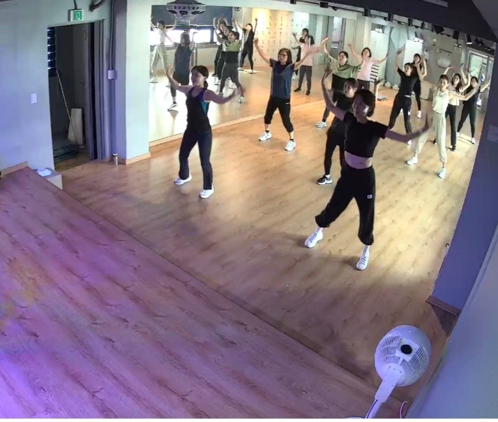 안은영댄스플러스 이미지