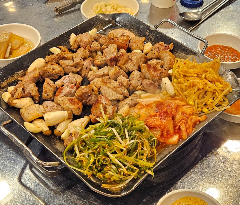 평화김해뒷고기상남점 이미지