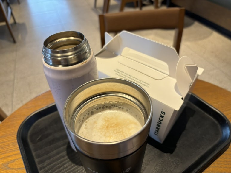 스타벅스 평택안중DT점 이미지