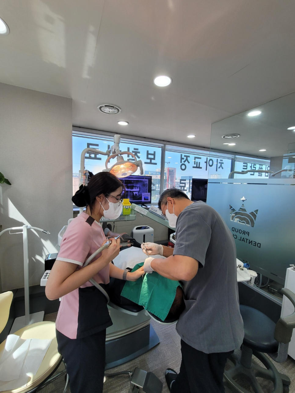 프라우드치과의원 이미지