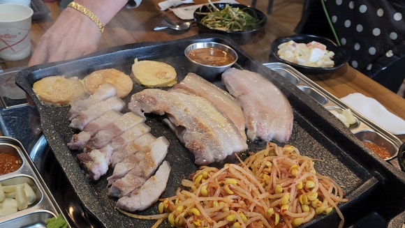 놀마루생삼겹살 이미지