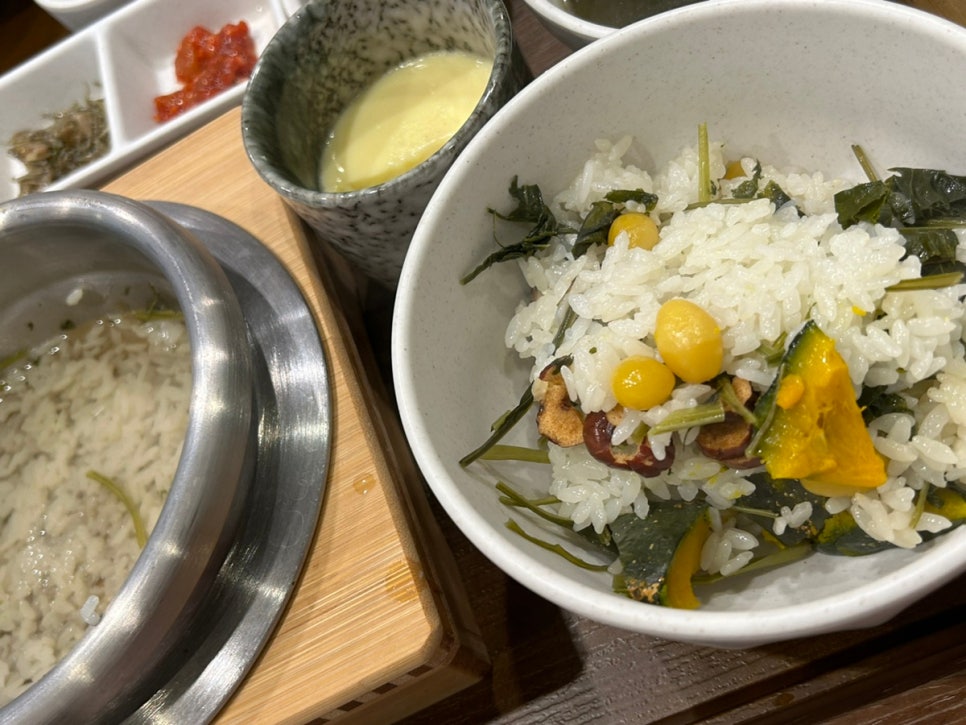 사계솥밥 이미지