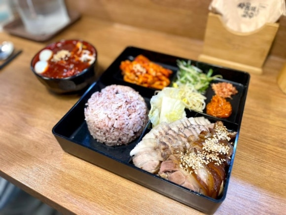 고수족발 이미지