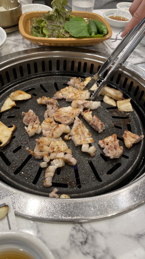 삽겹살이랑 국수랑 이미지