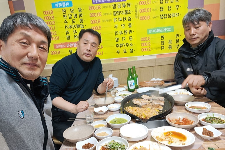 넝쿨식당 이미지