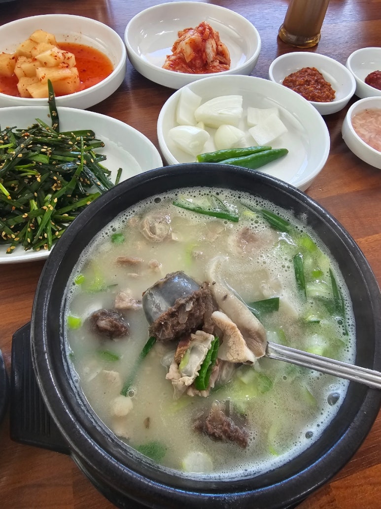 장터돼지국밥 이미지
