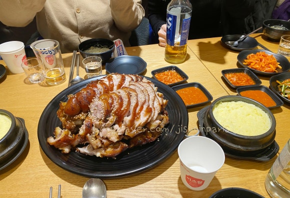 창대 매운족발 이미지