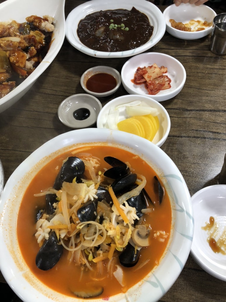 30년전통옛날손짜장 이미지