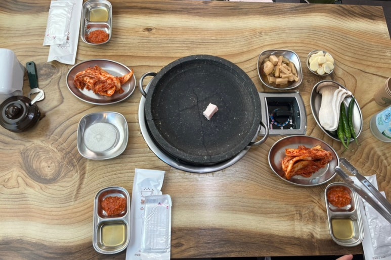 복판식육식당 이미지