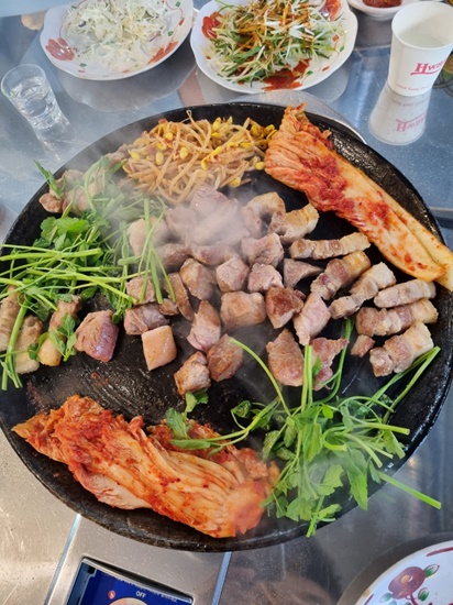 솥뚜껑삼겹살공원 이미지
