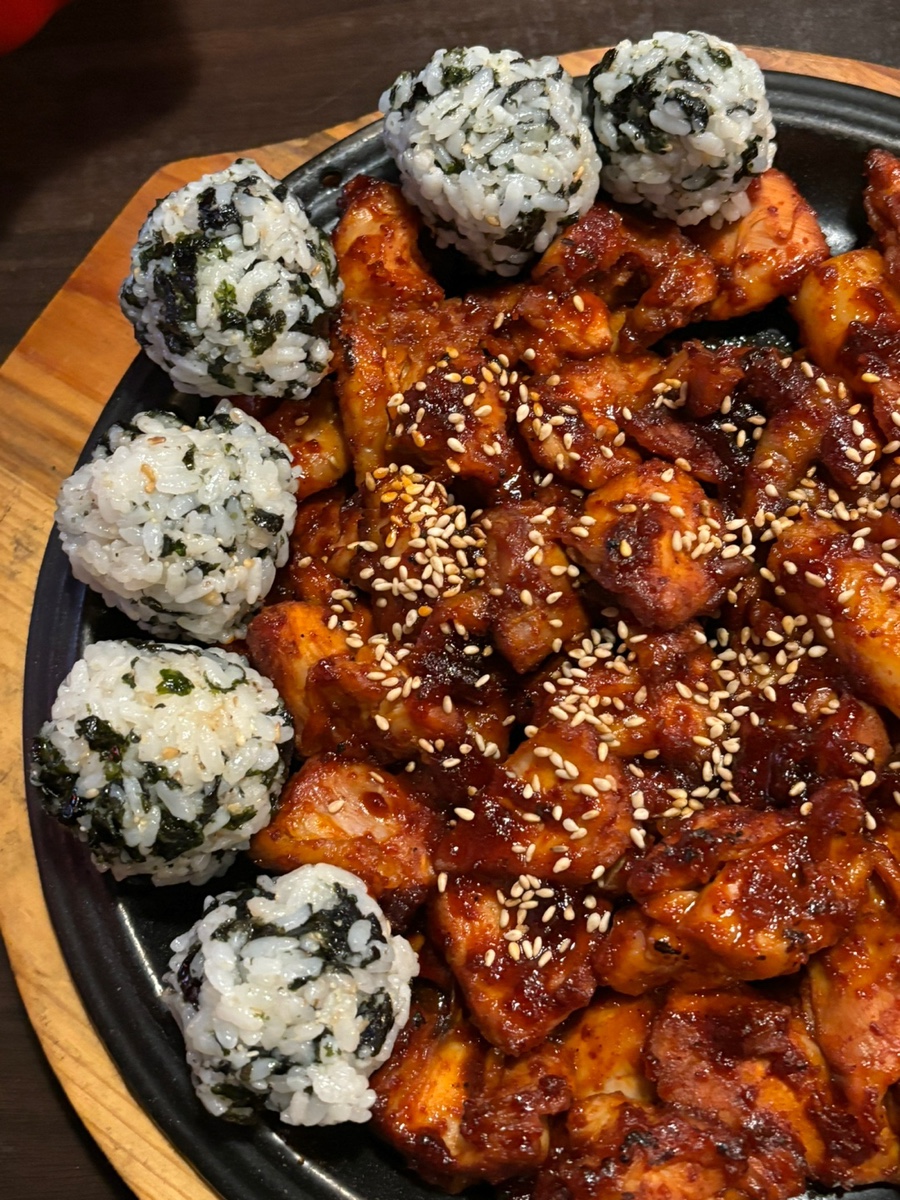 매코미닭발 이미지