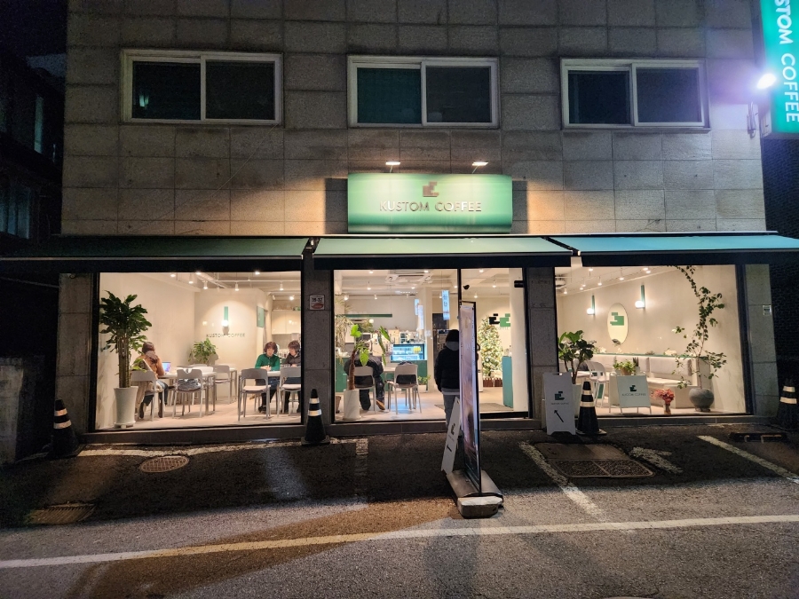 커스텀커피 평촌점 이미지