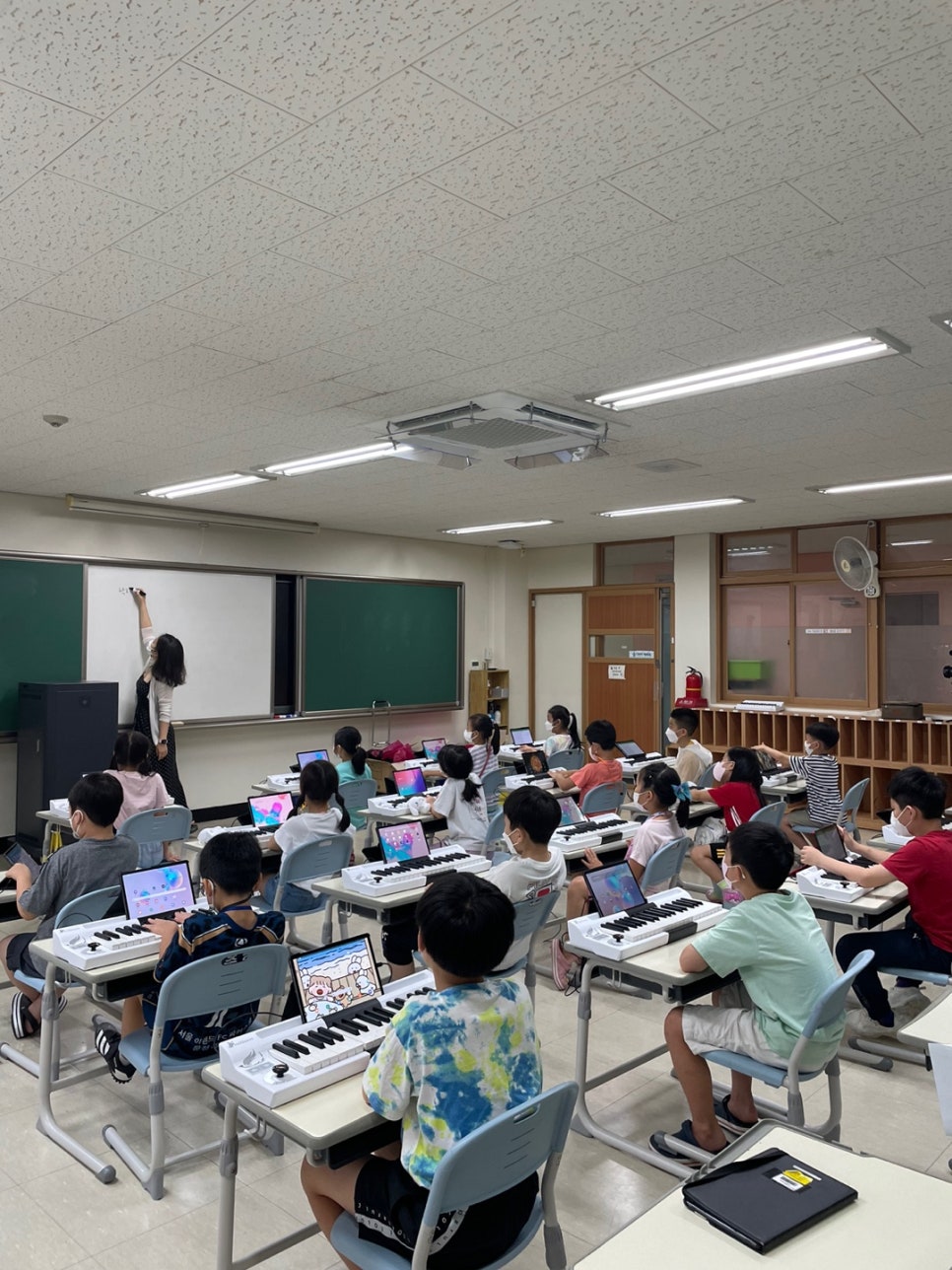 주식회사 이니티움 이미지