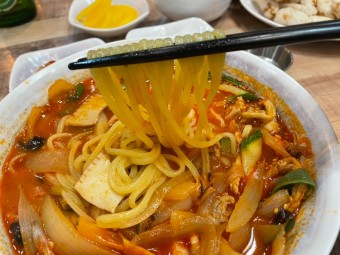 빡빡이 짬뽕짜장 이미지
