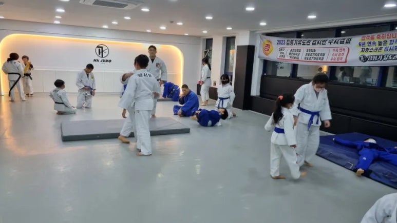 감일초등학교 이미지