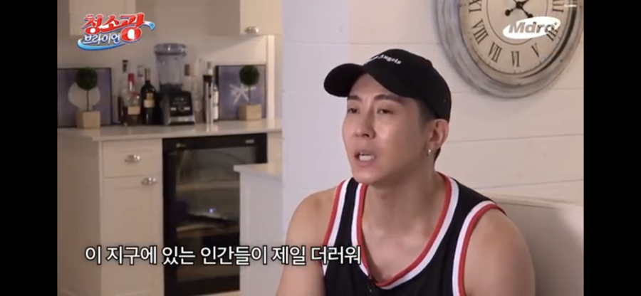 동근이숯불두마리치킨 이미지