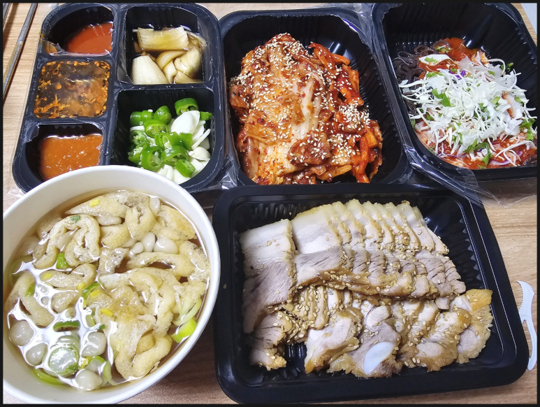 철수네왕족발 이미지