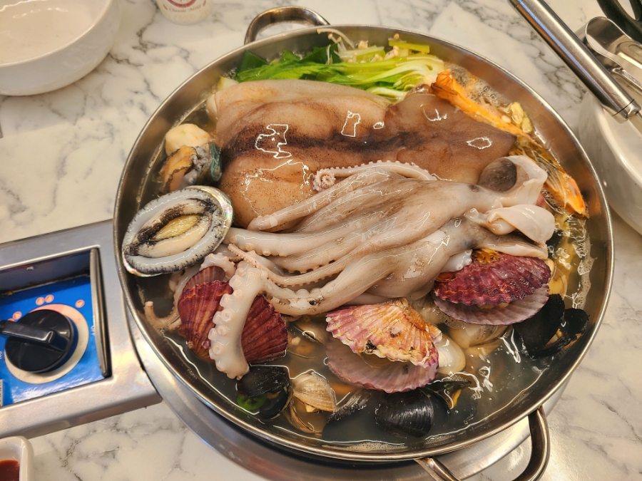 바다에서온해물샤브칼국수 이미지