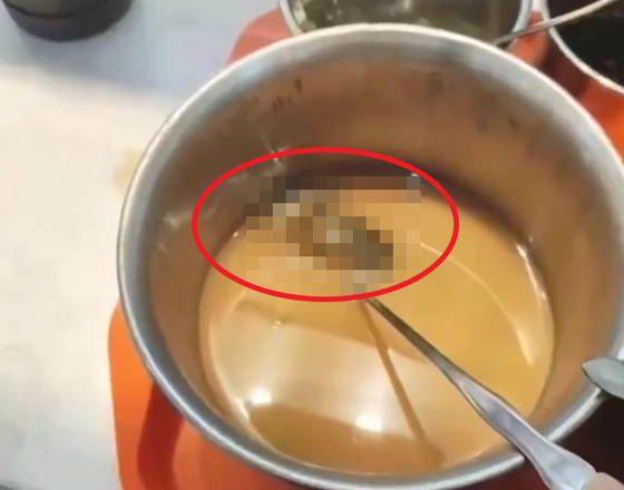 작은식당 안 이미지