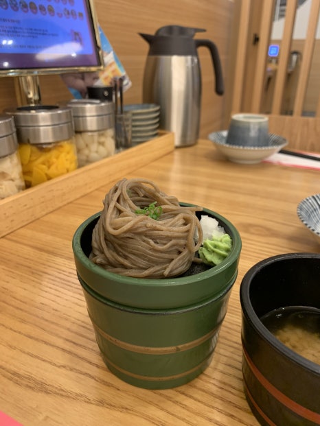 부산회초밥 이미지