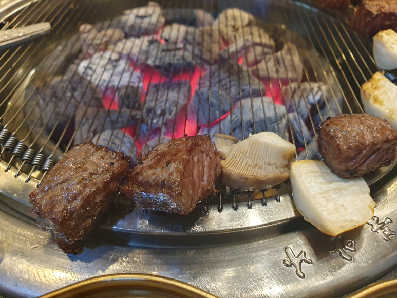 성윤희고깃집 이미지